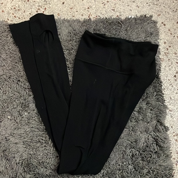 Athleta Powervita Barre Stirrup Tight Black Legging size Small style 353531 - Picture 9 of 10